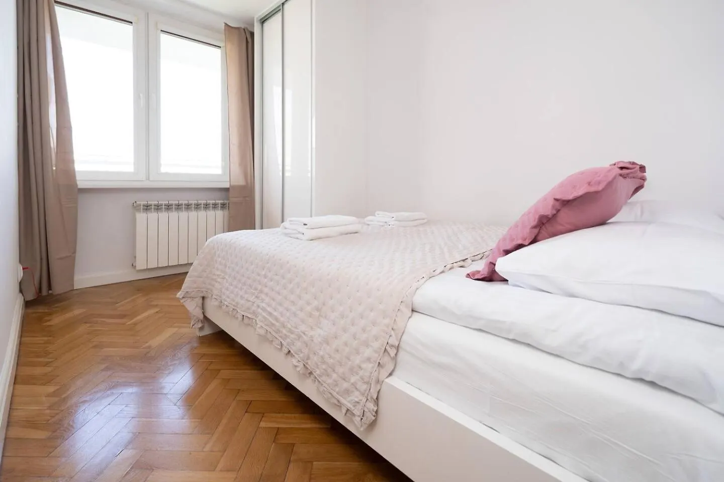 Cappuccino Apartment Zielna City Center Varsó